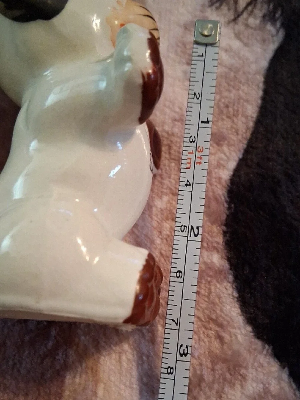 Made In Japan Ceramic Cat Salt & Pepper Shakers - White and Brown
